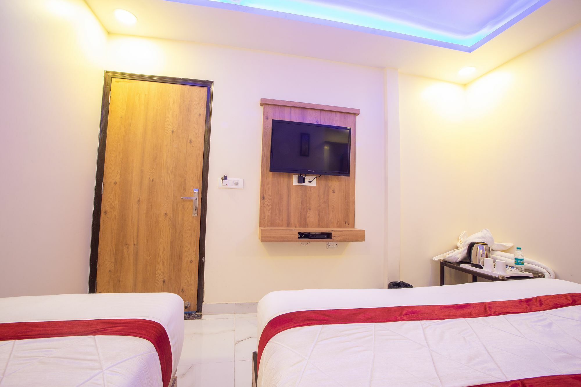 Hotel Sarthak Palace - By Pooja Hospitality Nuova Delhi Esterno foto