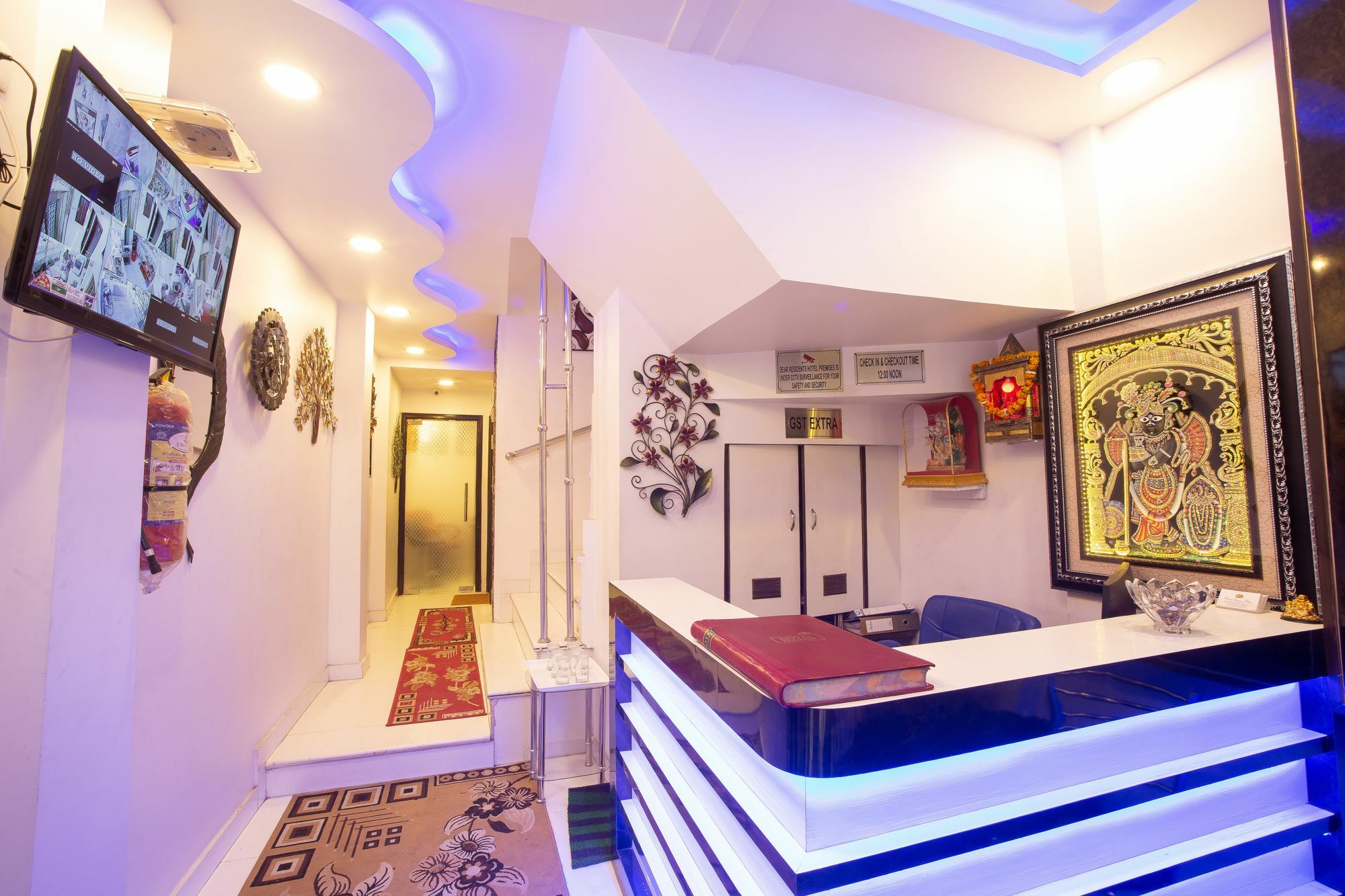 Hotel Sarthak Palace - By Pooja Hospitality Nuova Delhi Esterno foto