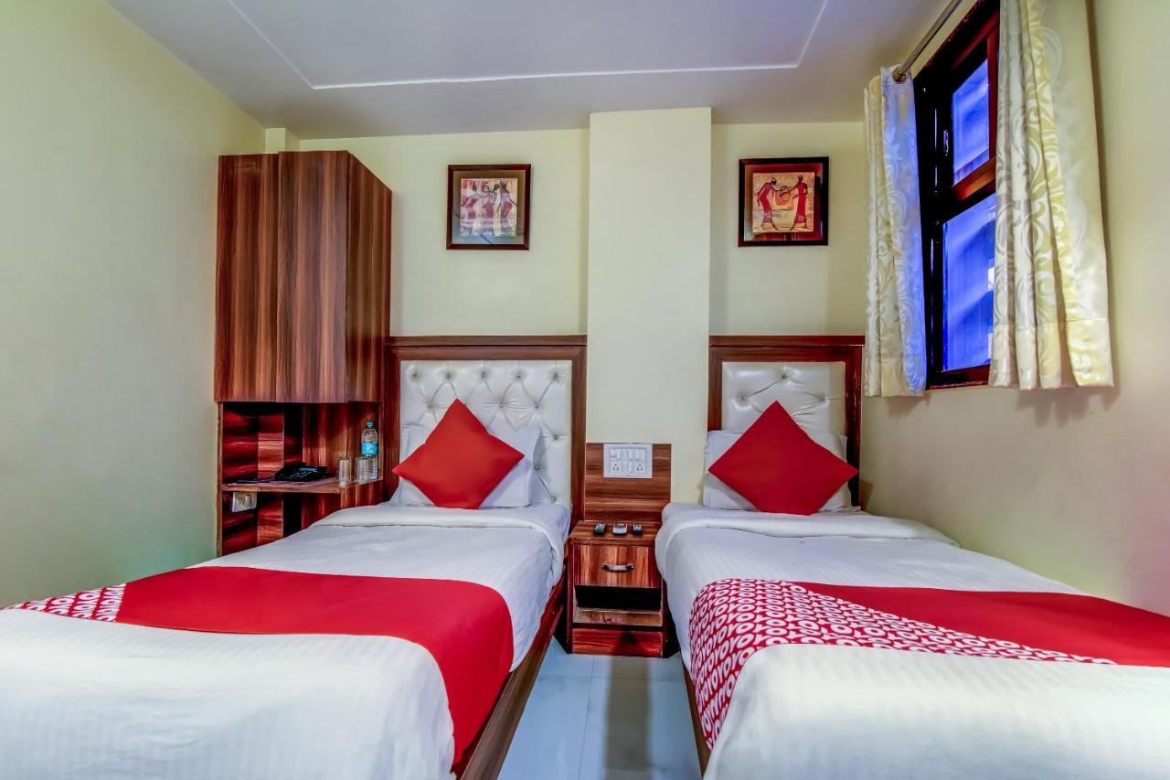 Hotel Sarthak Palace - By Pooja Hospitality Nuova Delhi Esterno foto