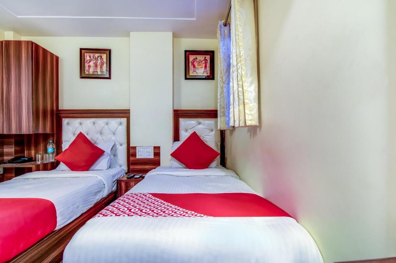 Hotel Sarthak Palace - By Pooja Hospitality Nuova Delhi Esterno foto