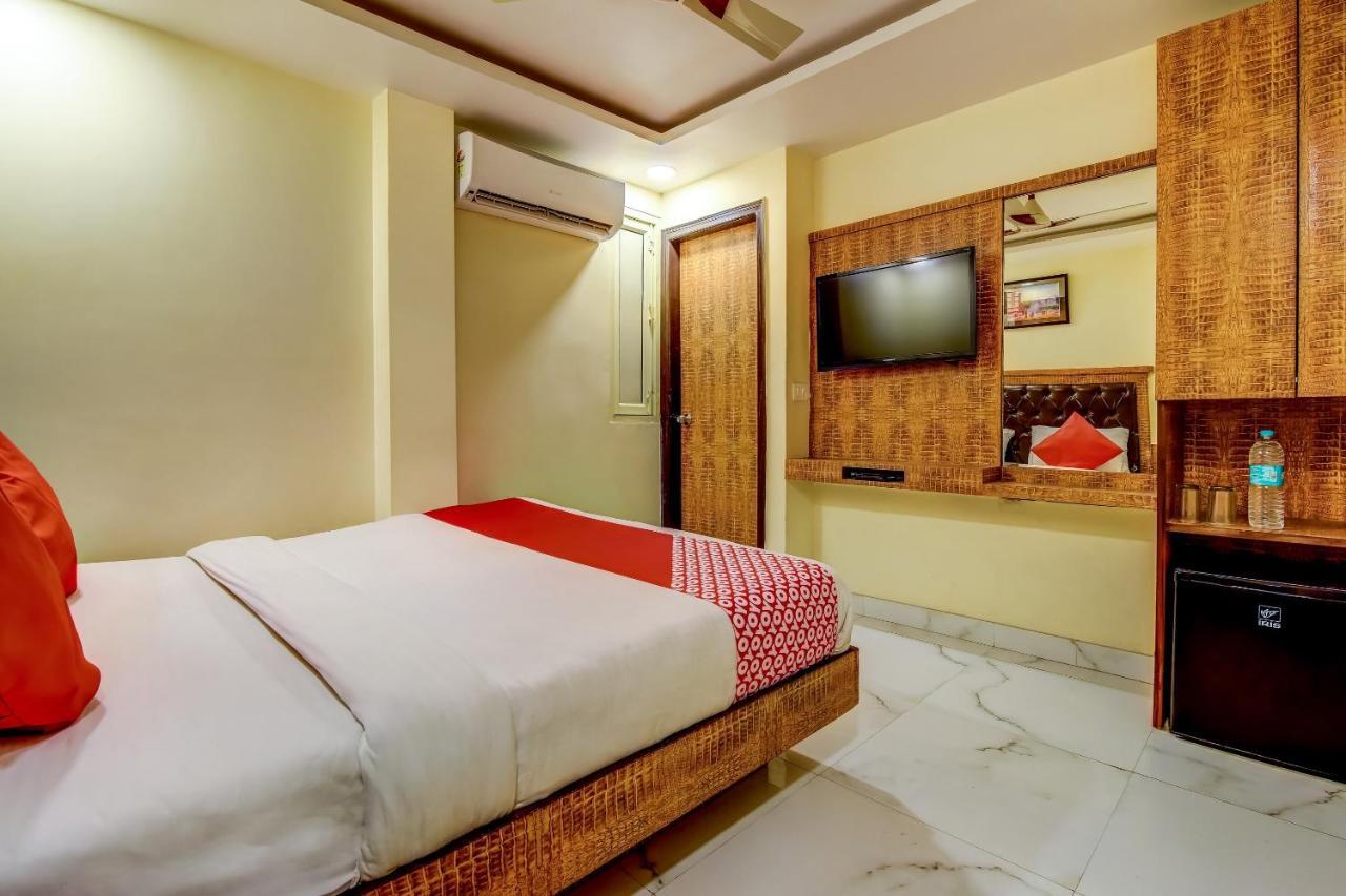 Hotel Sarthak Palace - By Pooja Hospitality Nuova Delhi Esterno foto