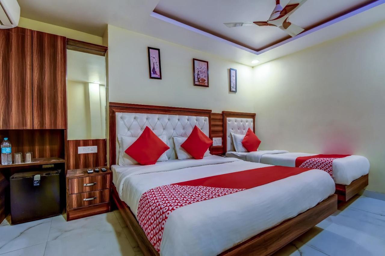 Hotel Sarthak Palace - By Pooja Hospitality Nuova Delhi Esterno foto