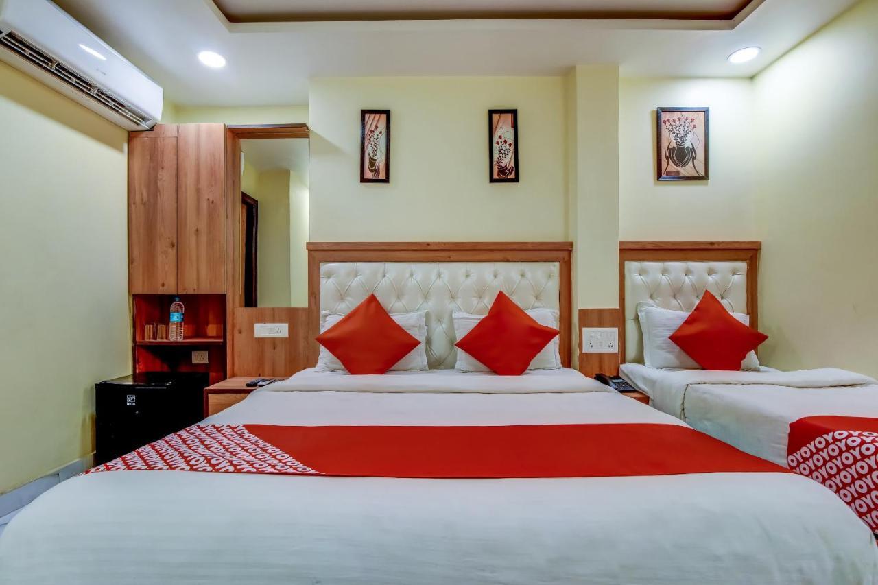 Hotel Sarthak Palace - By Pooja Hospitality Nuova Delhi Esterno foto